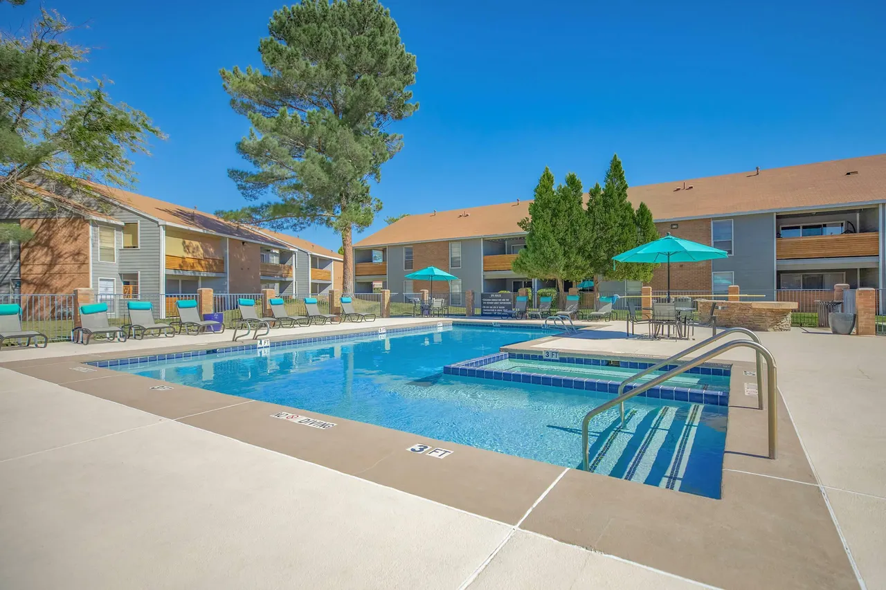 Shimmering Swimming Pool
