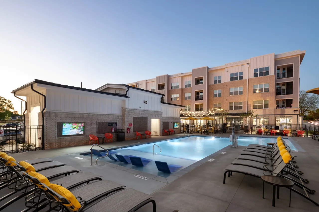 Invigorating Resort Style Pool