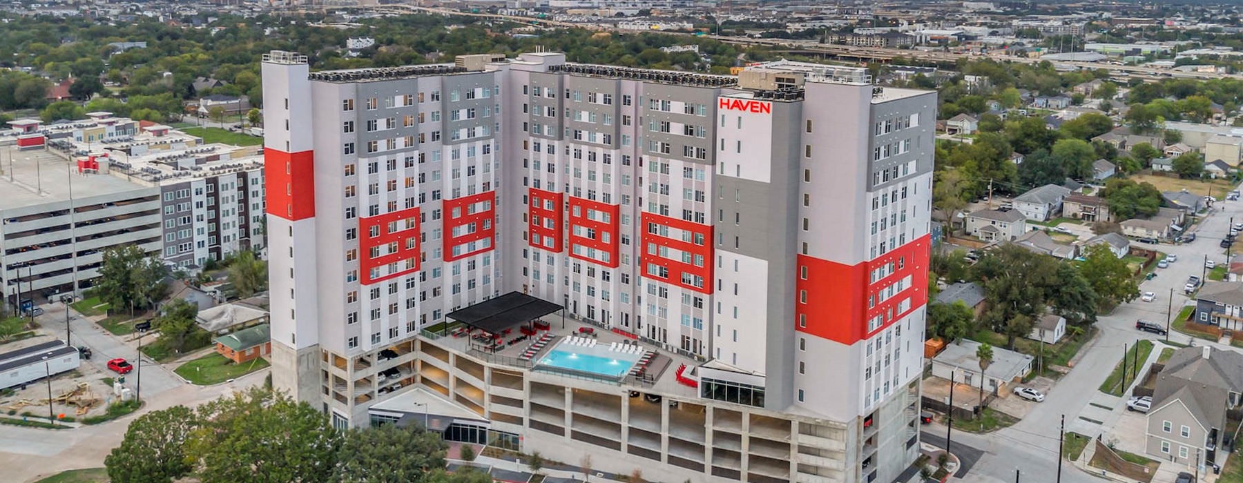 Exterior view of Haven at Elgin apartments near University of Houston in Houston, Texas.