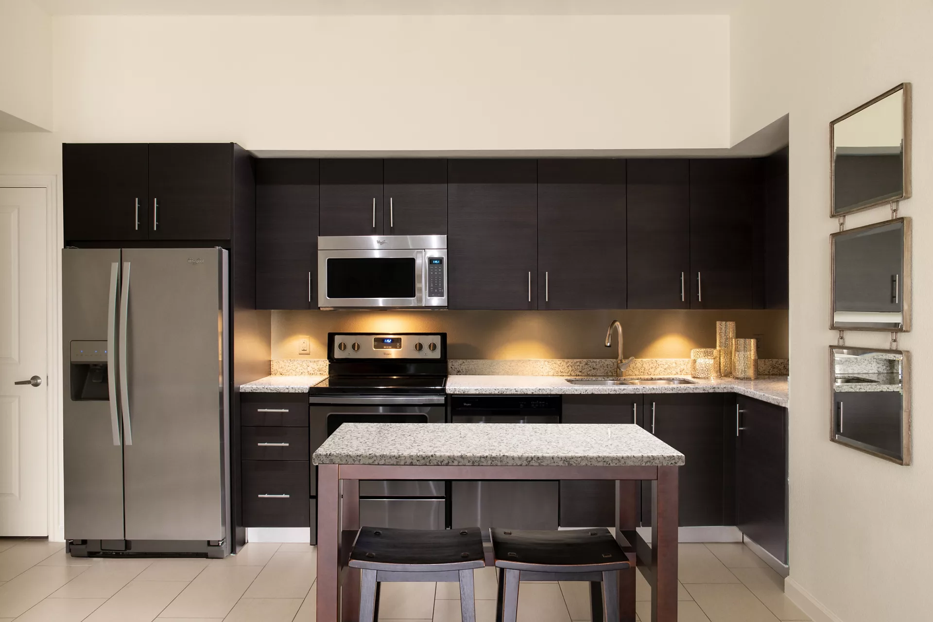 Doral View – Doral, FL - Interior Kitchen