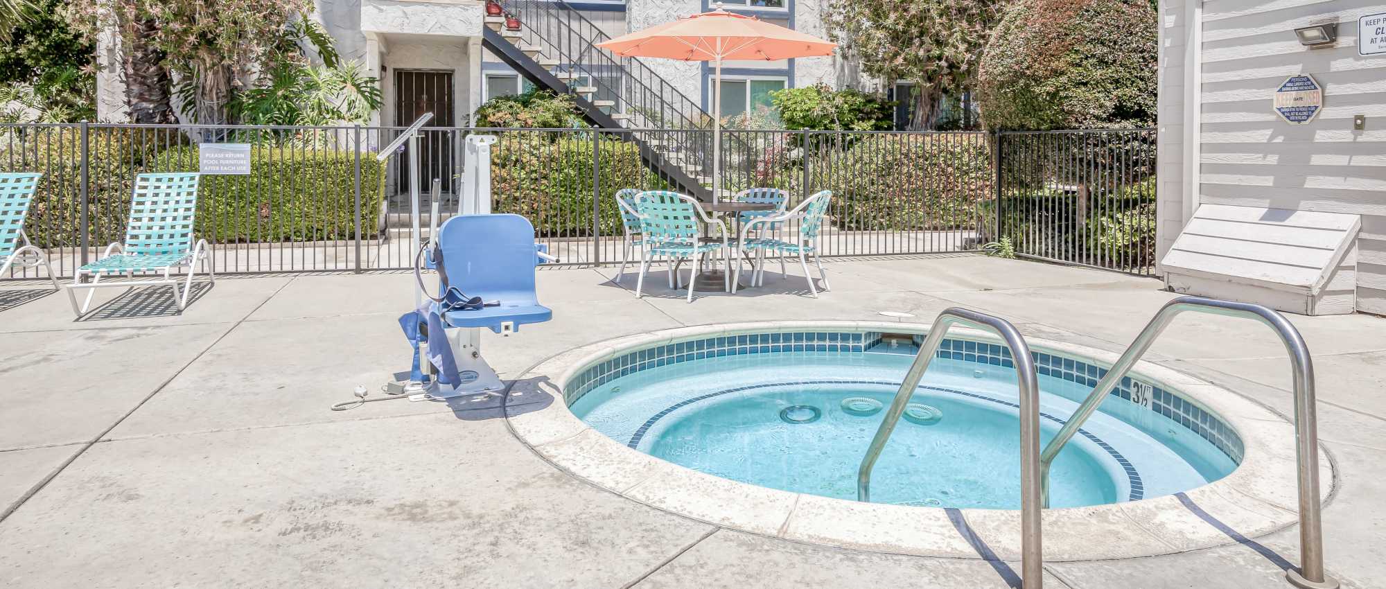 Apartments at Huntington Pointe Apartments in Huntington Beach, California