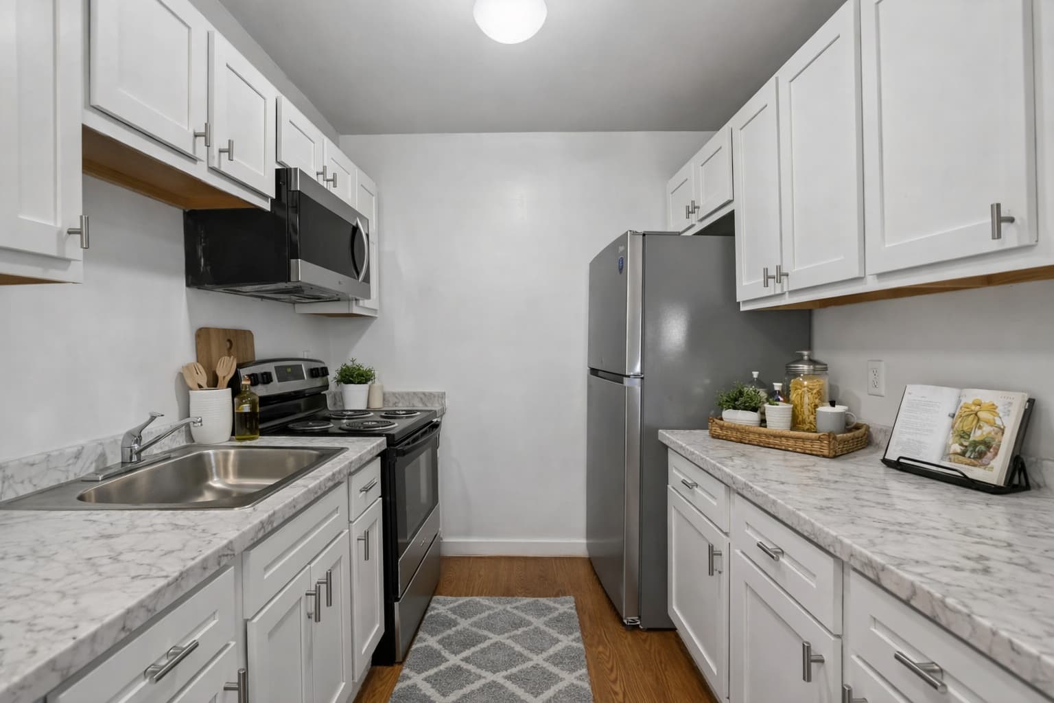 Christopher Crossing Apartments photo
