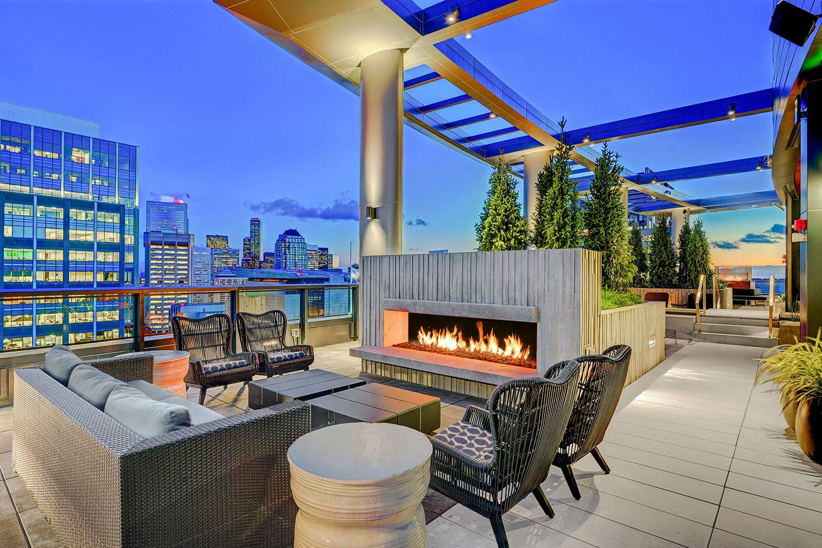 Abundant Indoor and Outdoor Amenity Spaces at Windsor Cirrus, 2030 8th Avenue, Seattle