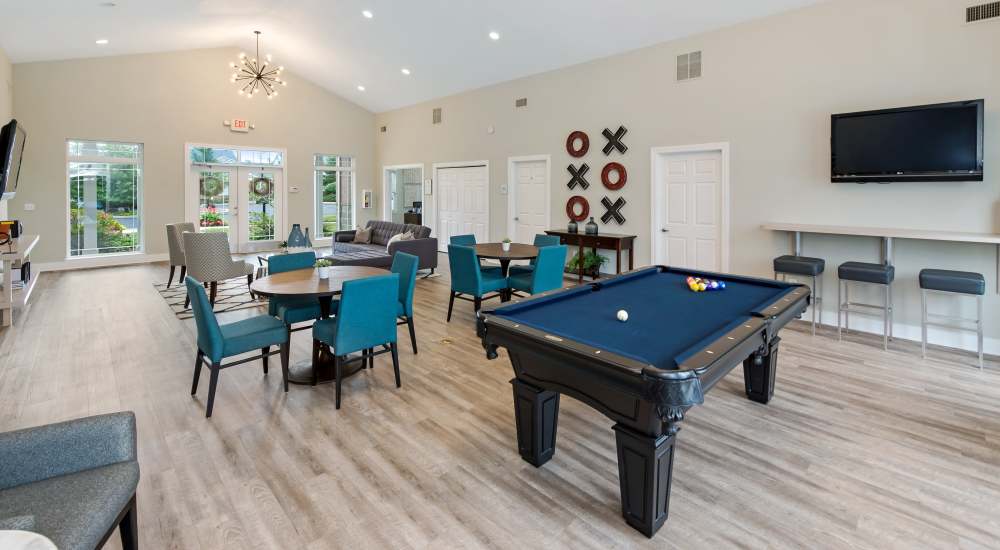 Resident Lounge at Cumberland Pointe in Noblesville, Indiana