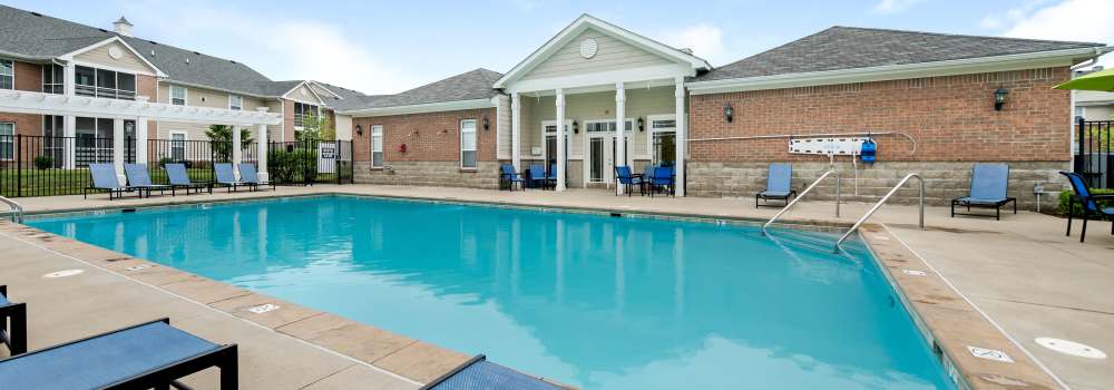 Refreshing swimming pool at Cumberland Pointe in Noblesville, Indiana
