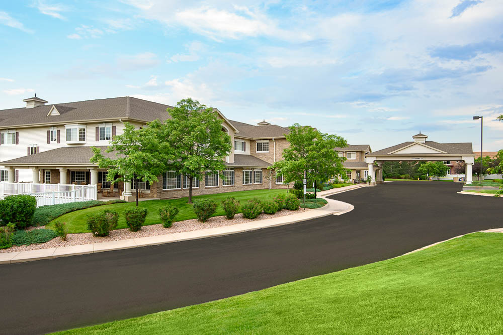 Inn Garden Plaza Front