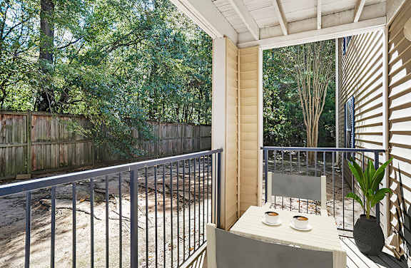 Balcony at Grand at Pearl Apartments in Pearl, MS
