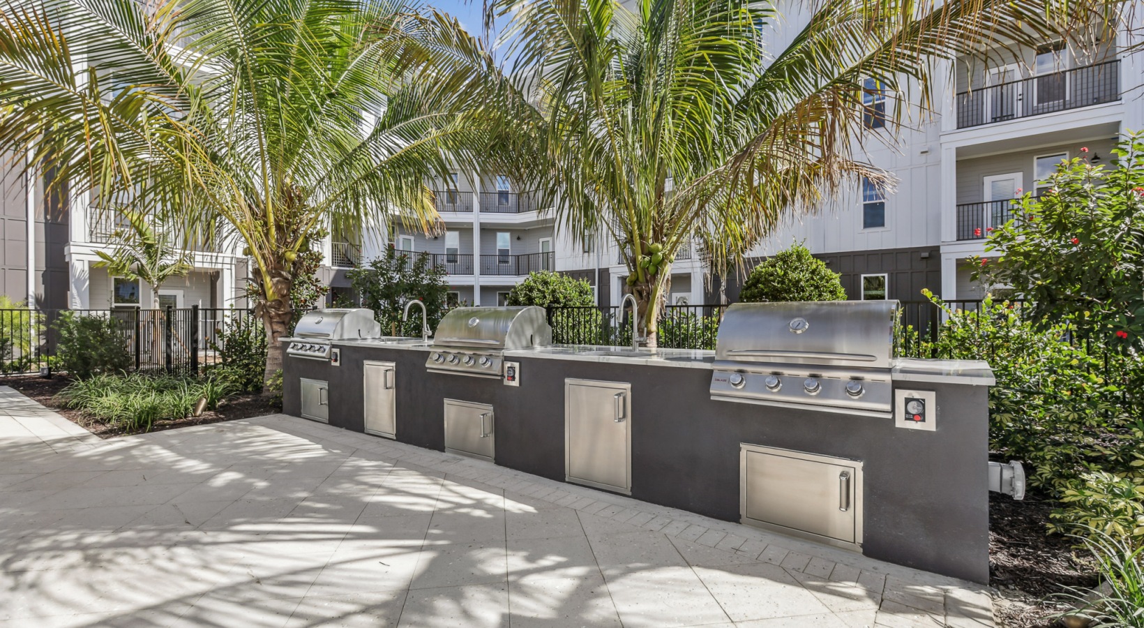 Find your perfect fit at Alton LakeHouse