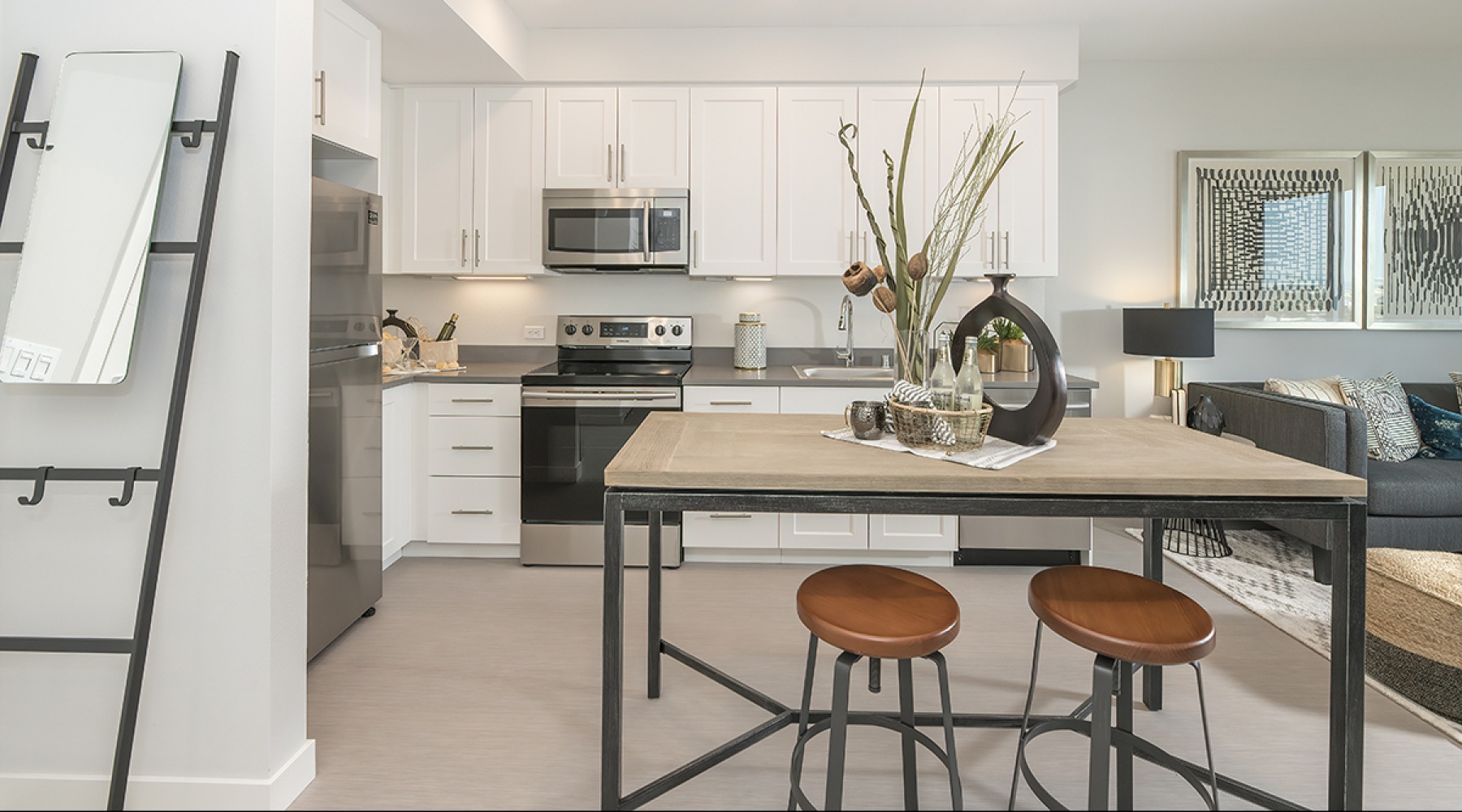 One bedrooms kitchen