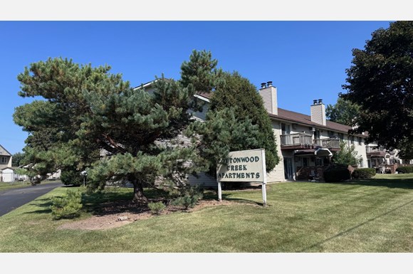 Cottonwood Creek Apartments
