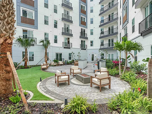 Courtyard/Outdoor Kitchen