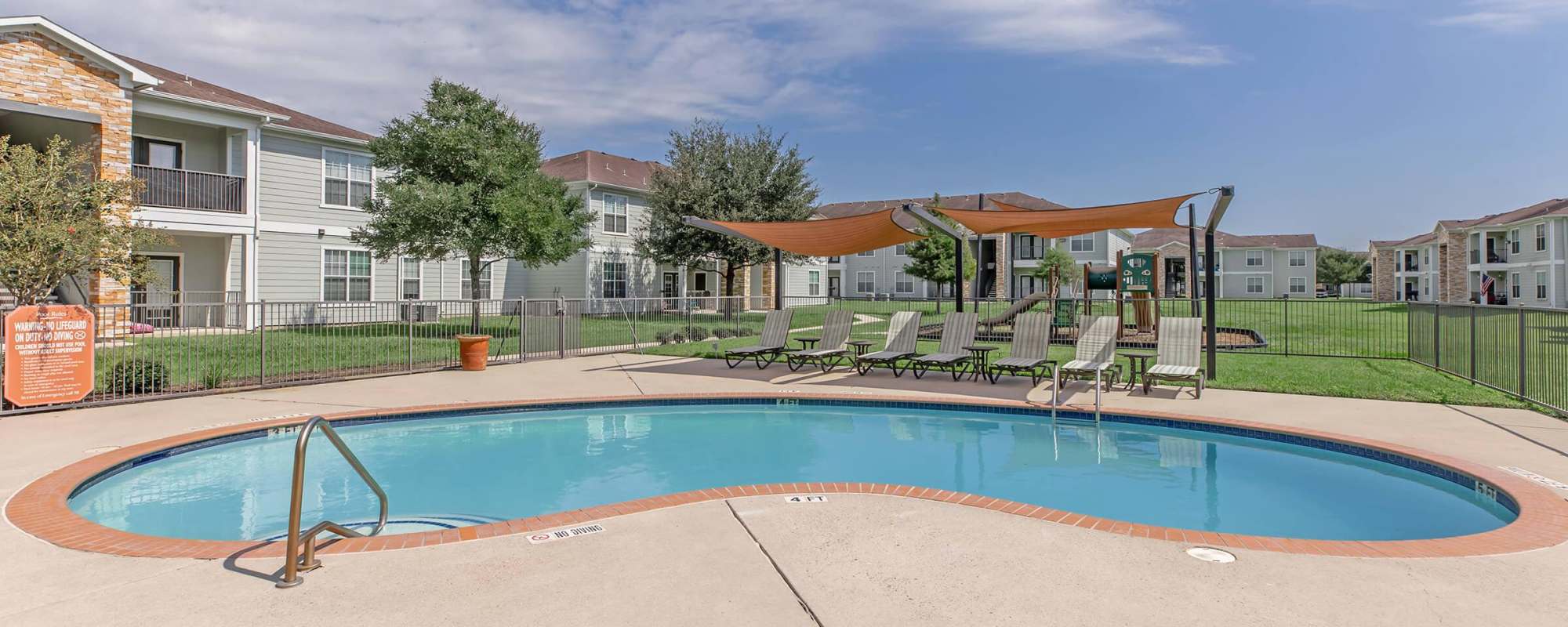 Apartments at Point Royale Apartments in Victoria Texas