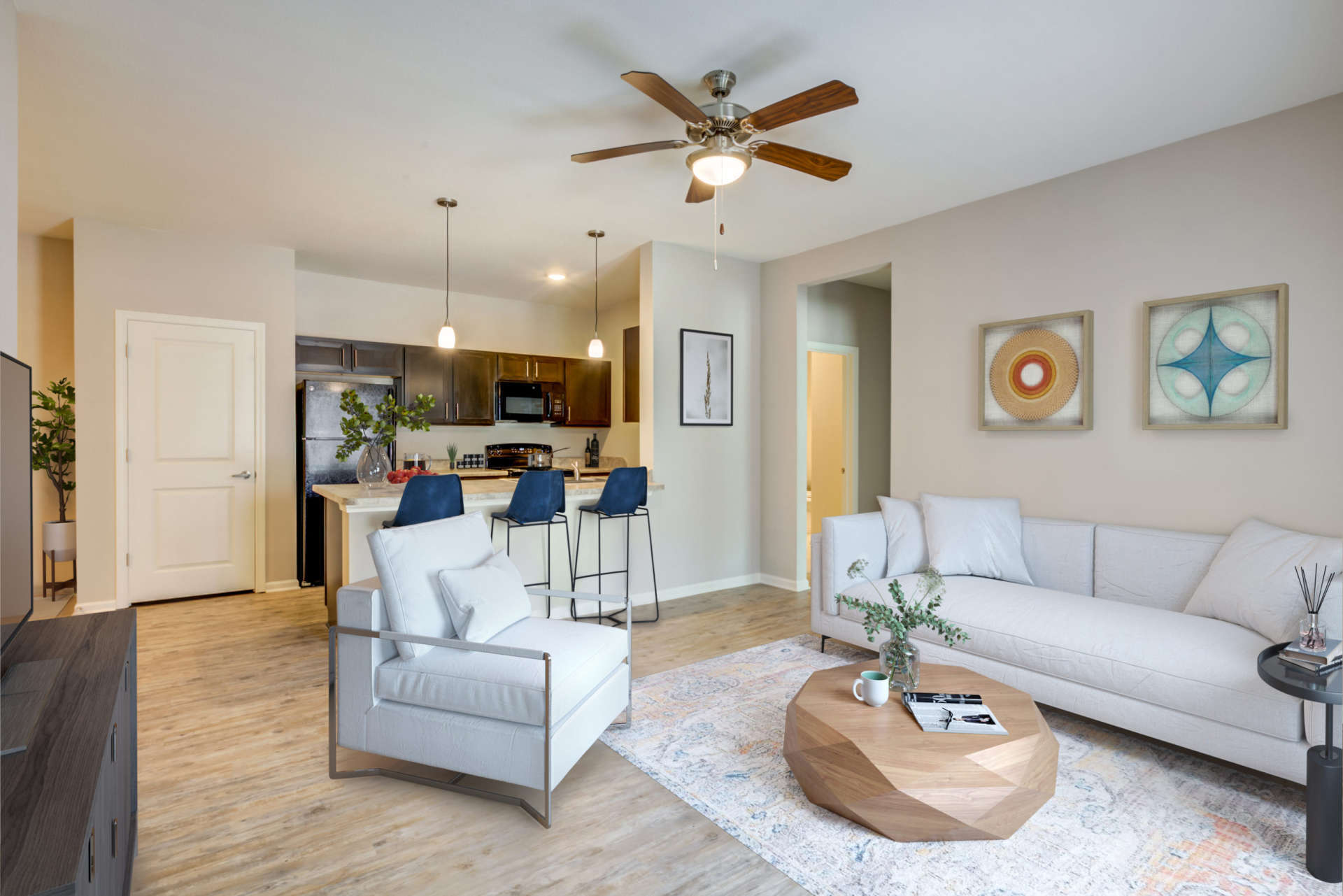 Community room at Goodnight Commons Southeast Austin apartments for rent approved