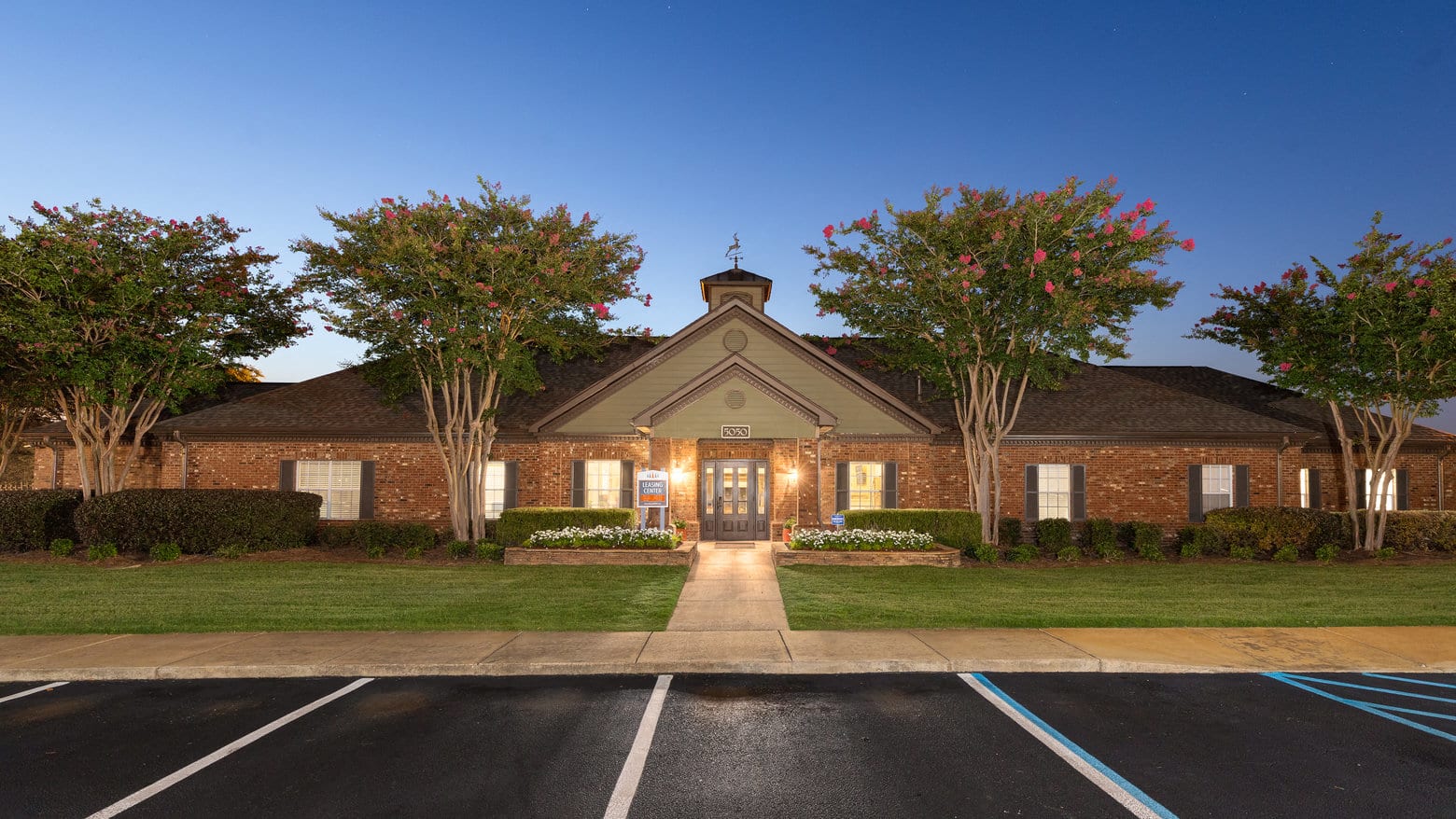 5 Elevate 5050 clubhouse