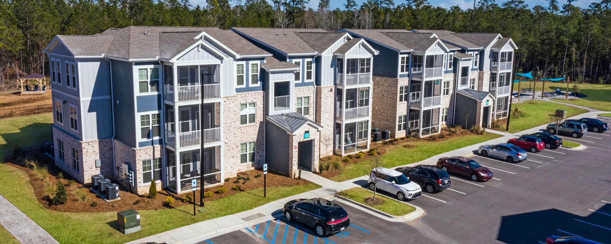 Upscale apartments at South City Apartments in Summerville,South Carolina