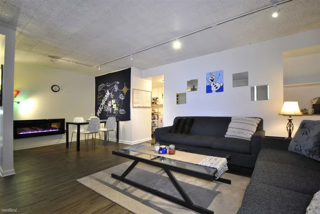 Flexible spaces for leisure