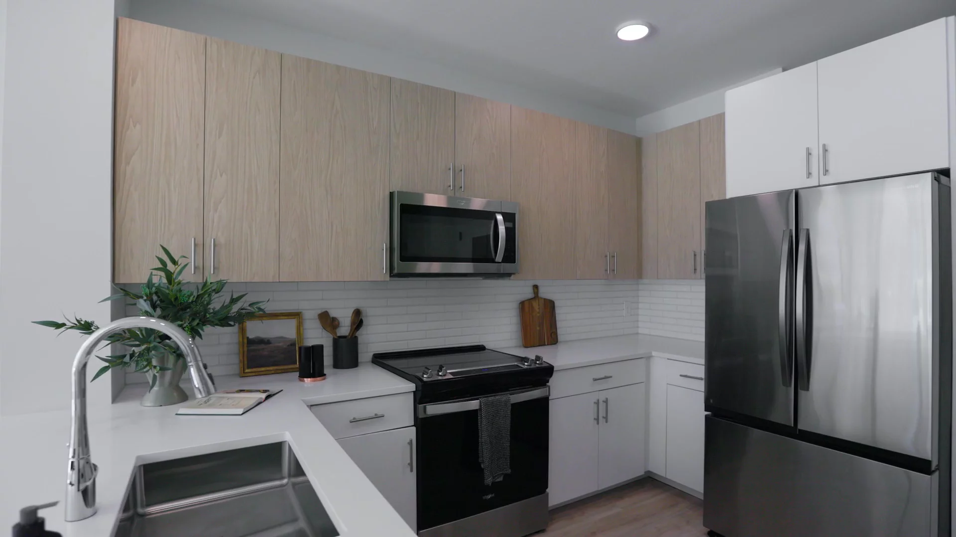 EDGE Apartments photo