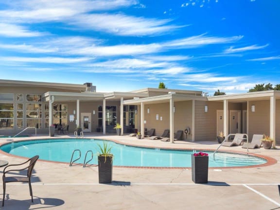 Invigorating Swimming Pool at Mosaic on the River Apartments, Richland, Washington