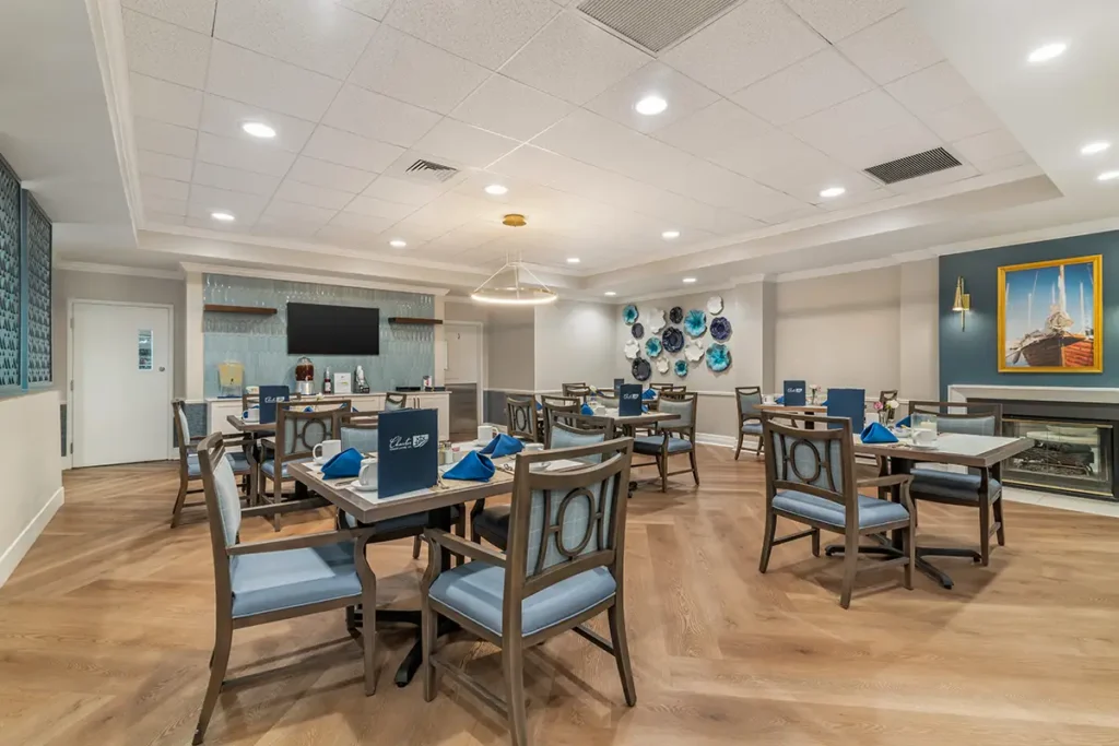dining room at Charter Senior Living of Dedham