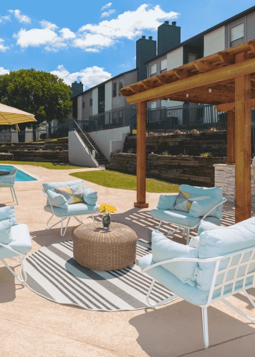 Comfortable amenities at Creekside Apartment Homes in Fort Worth, Texas
