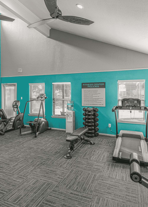 Comfortable resident clubroom at Creekside Apartment Homes in Fort Worth, Texas