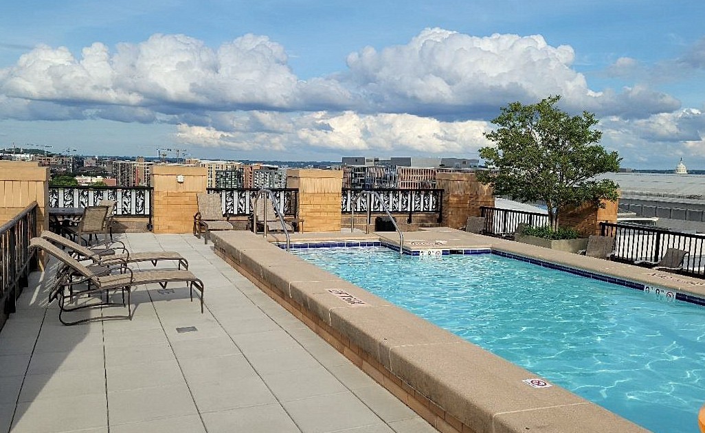 910MStNW304-16-Pool