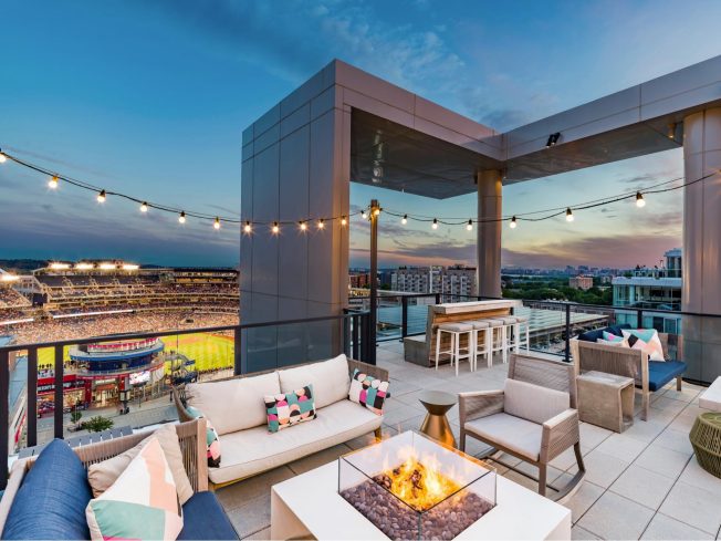 Experience the electric energy of the city through The Kelvin's vibrant amenity spaces