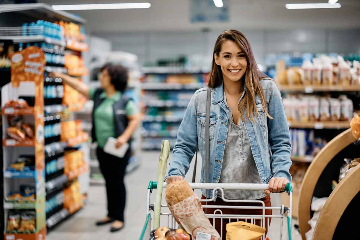 Resident woman with shopping cart in the super mart near Jefferson's Landing in Louisville, Kentucky