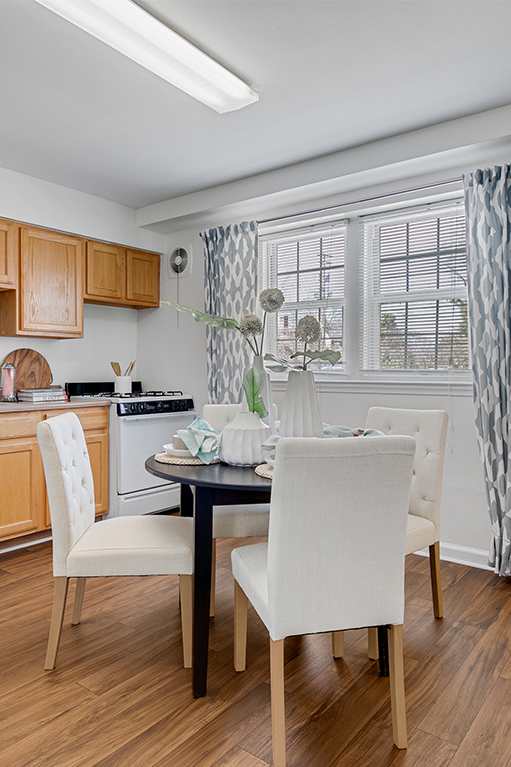 Open Kitchen at Cross Country Manor Apartments, Baltimore, MD