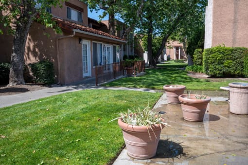 Newhope Pines Santa Ana, CA Community Exterior