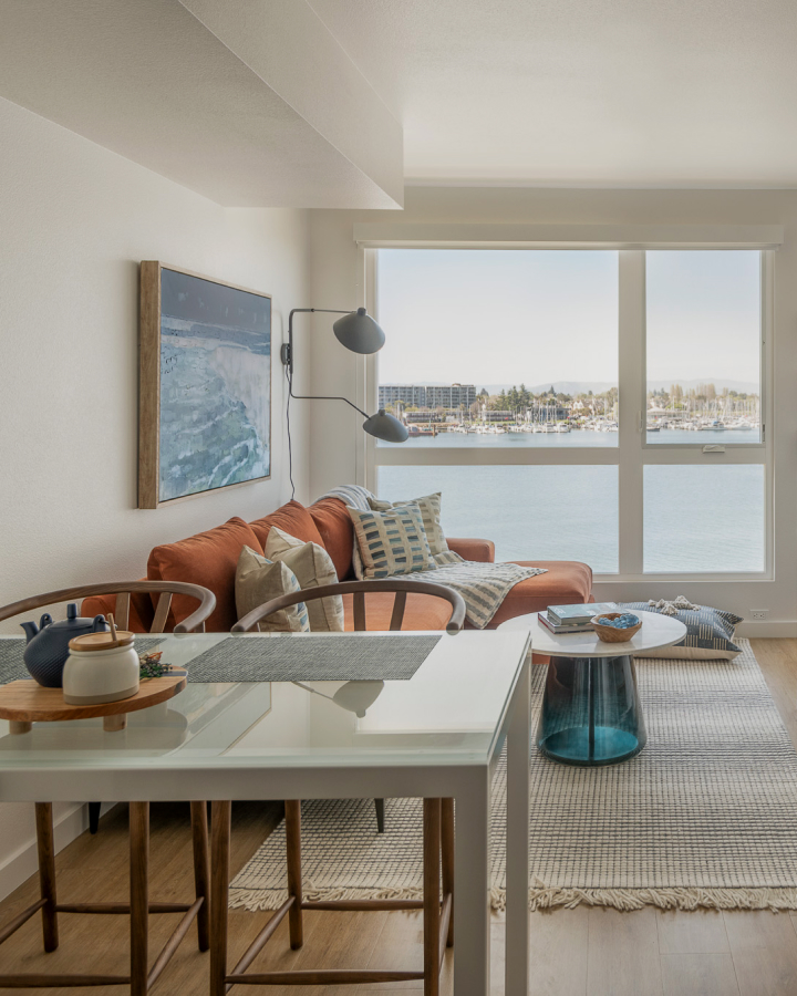 Portico Oakland Waterfront photo