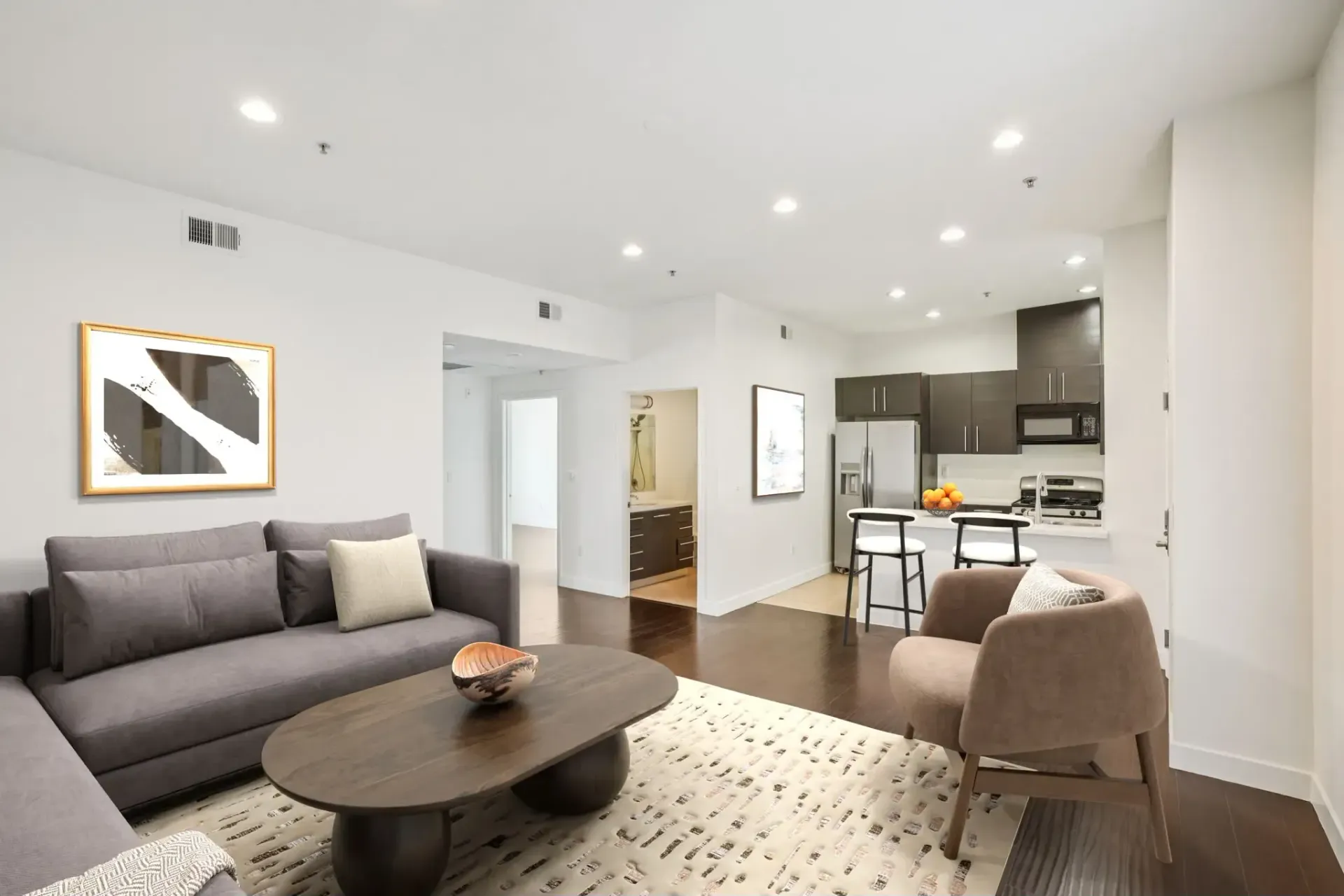 3025 Mansion photo