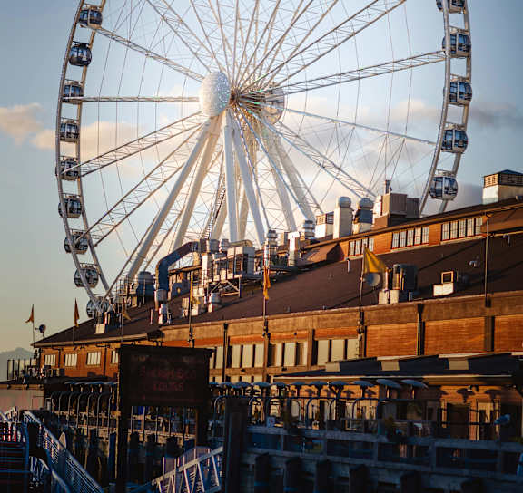 Ferris wheel at AVIA on Pike Street, Seattle, WA 98101