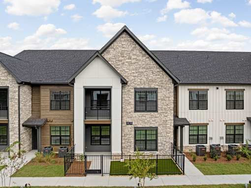 Elegant Exterior View at The Levi Luxury Apartments, McDonough, Georgia