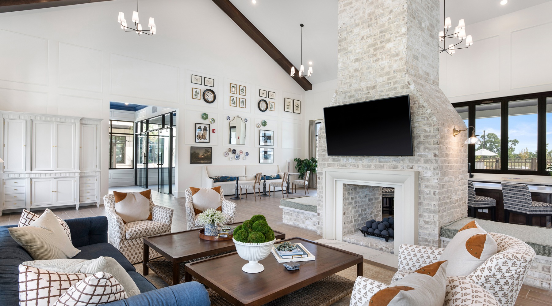 Where Southern Charm Rises to the Occasion