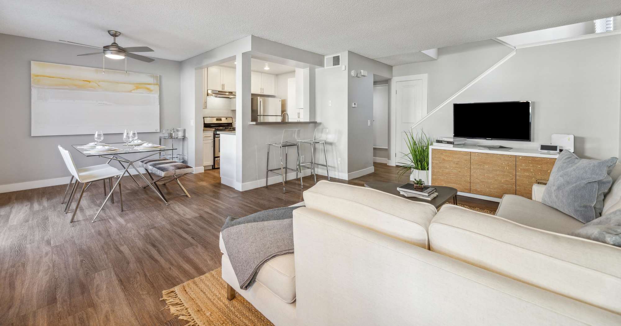 Wilmington, California apartments at Portofino Townhomes
