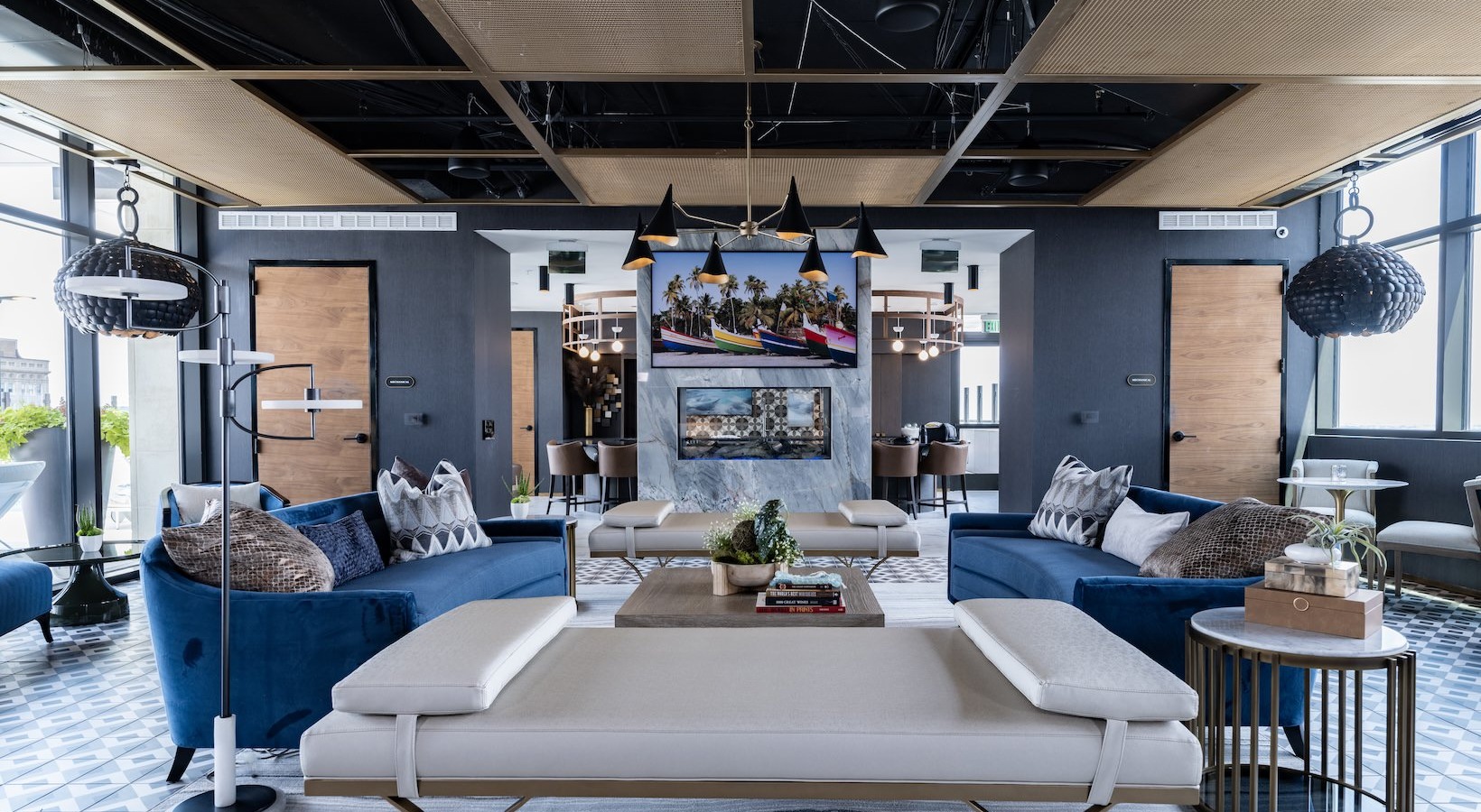 Amenity Floor