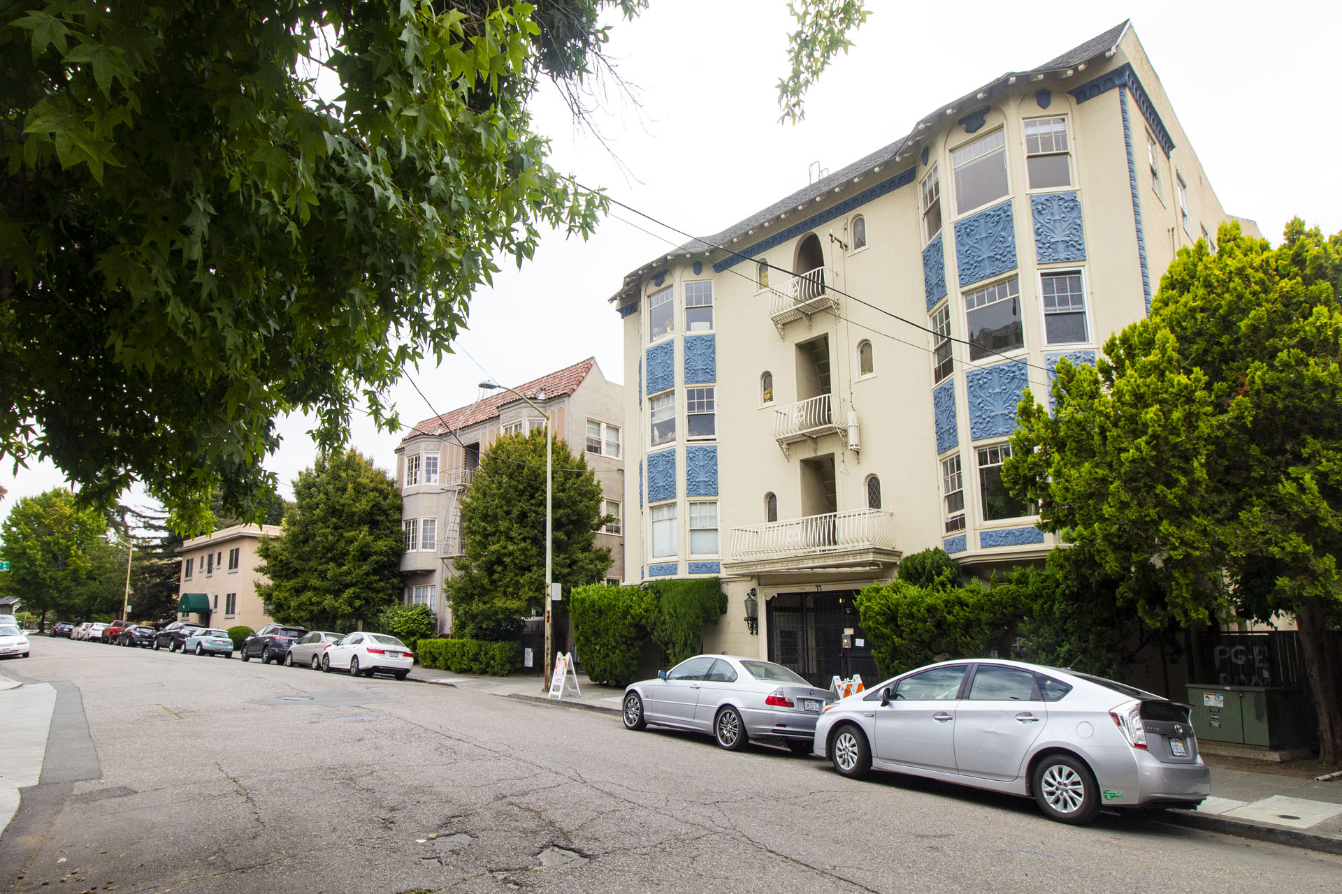 77 Glen Building Photo 6