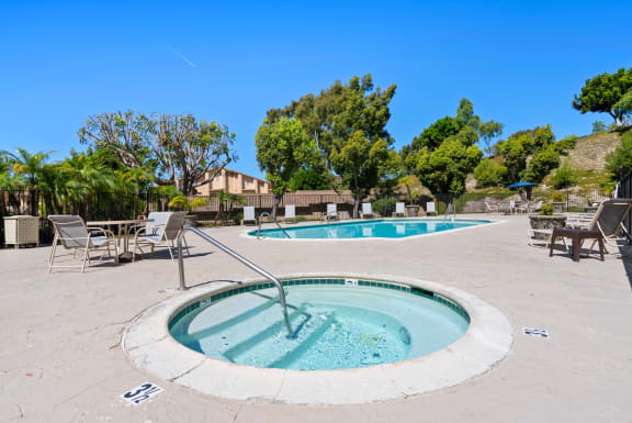 Hot Spa at River Oaks, Oceanside