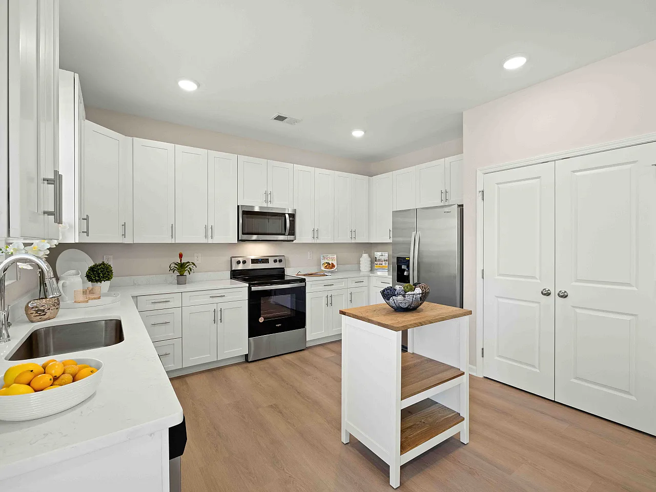 Kitchen at Covington Creek
