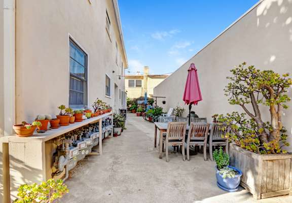 437 San Vicente photo