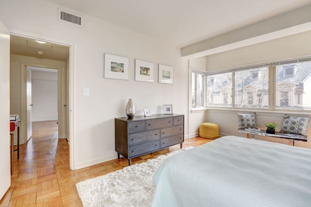 Dorchester House photo
