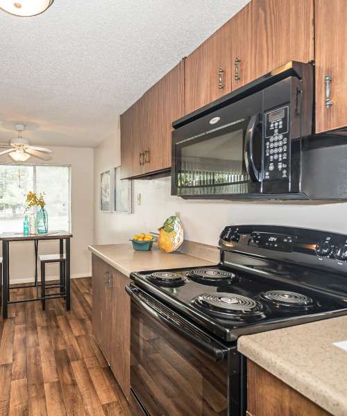 Modern kitchen at Waterford West in Manchester, Missouri