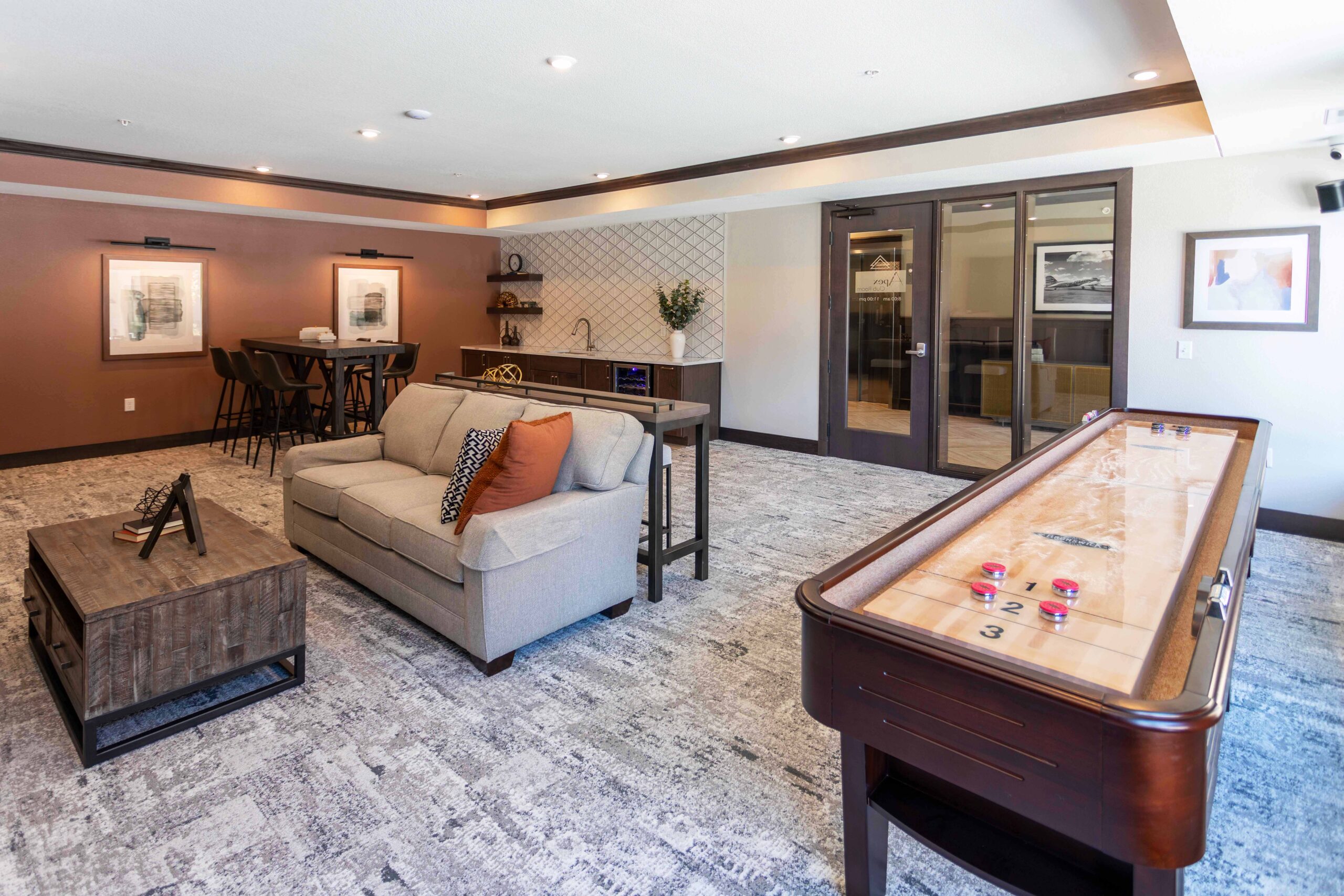 Eagan Heights Apartments photo
