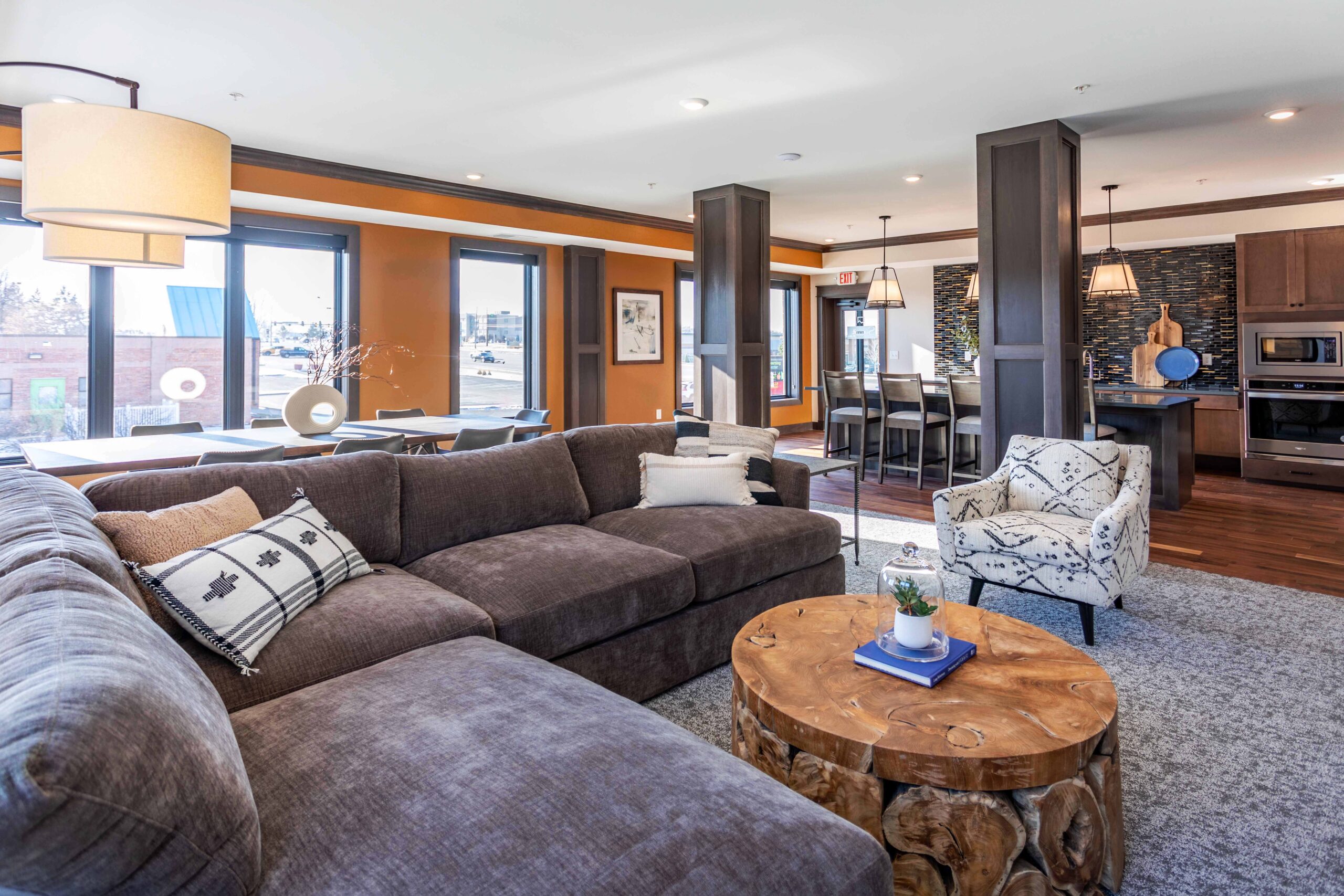 Eagan Heights Apartments photo