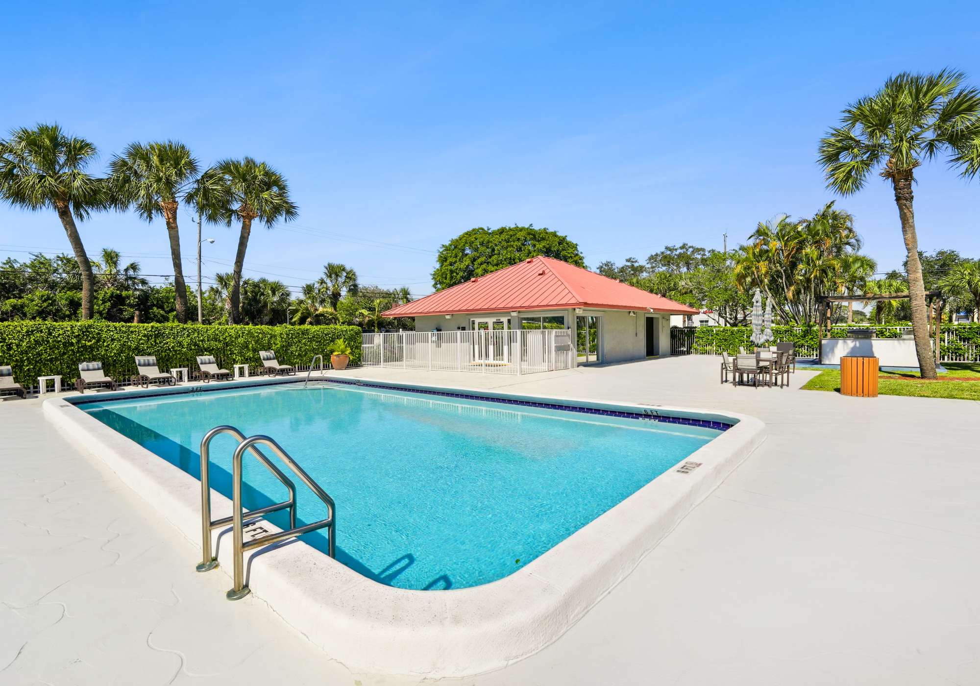 Apartments at Costa Del Lago in Lake Worth, Florida