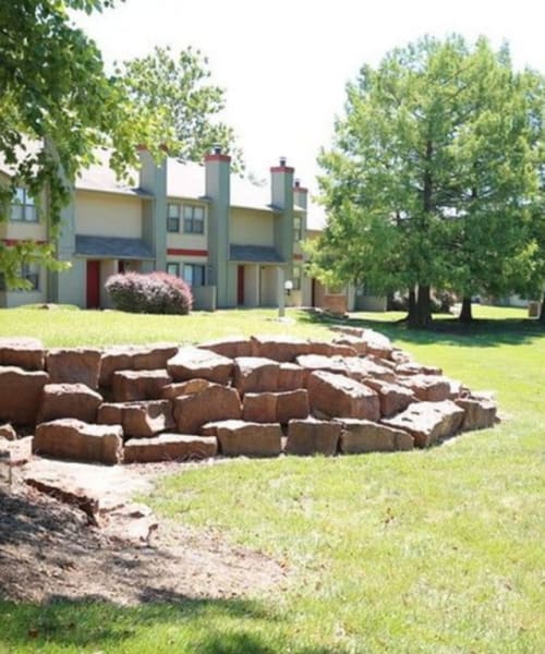 Property exterior at Stonehaven Apartments in Hazelwood, Missouri