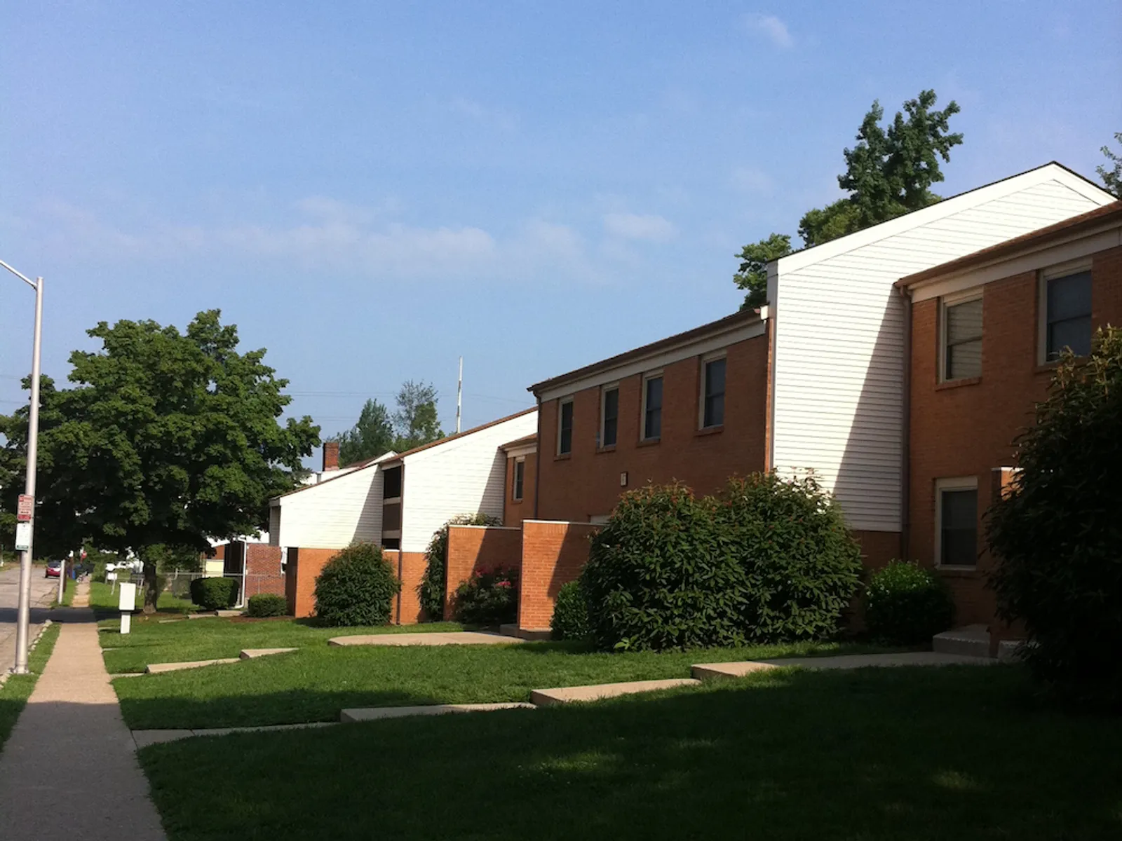 Prall Place Apartments in Lexington, KY
