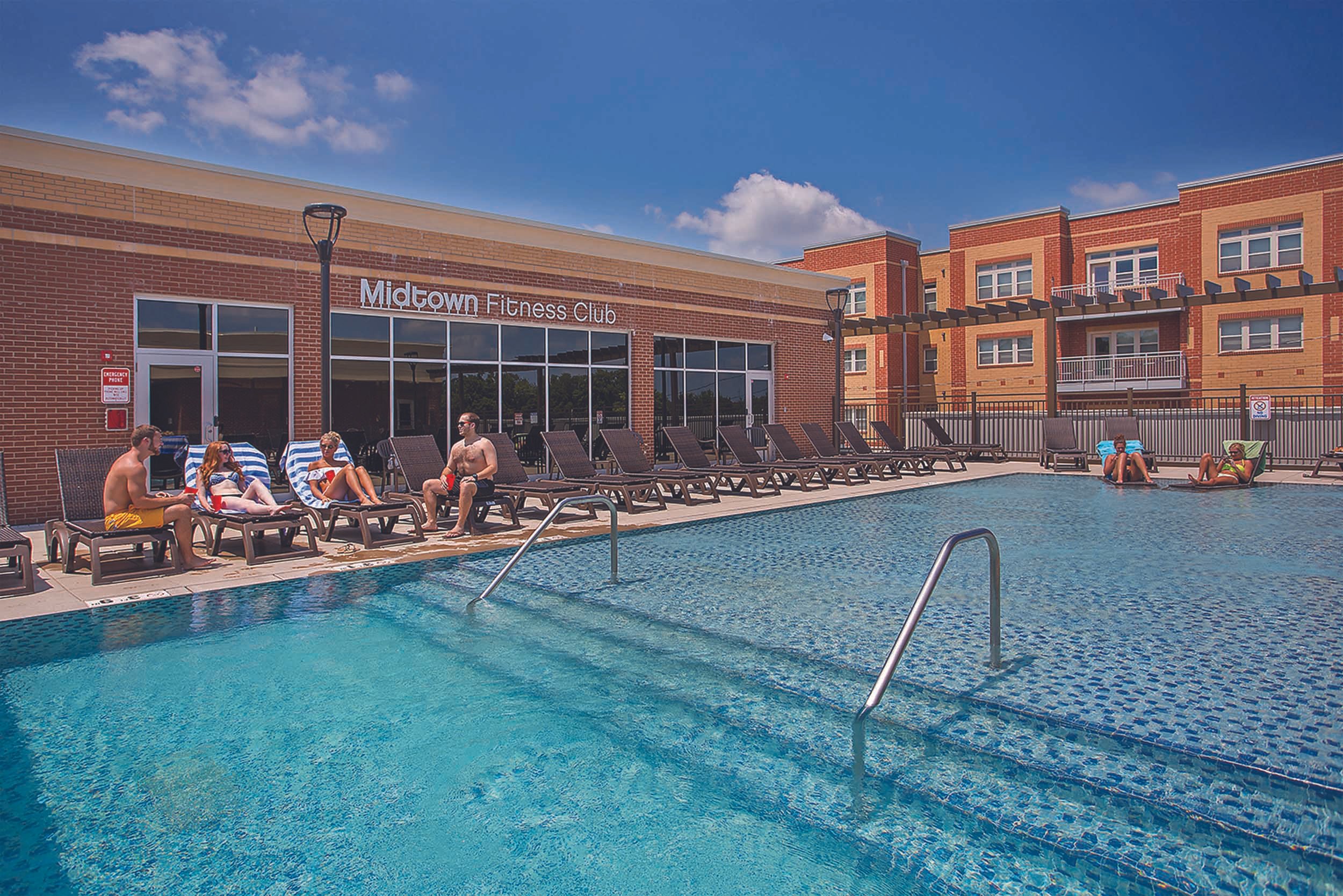 Midtown at WKU | Apartments in Bowling Green, KY | Swimming Pool