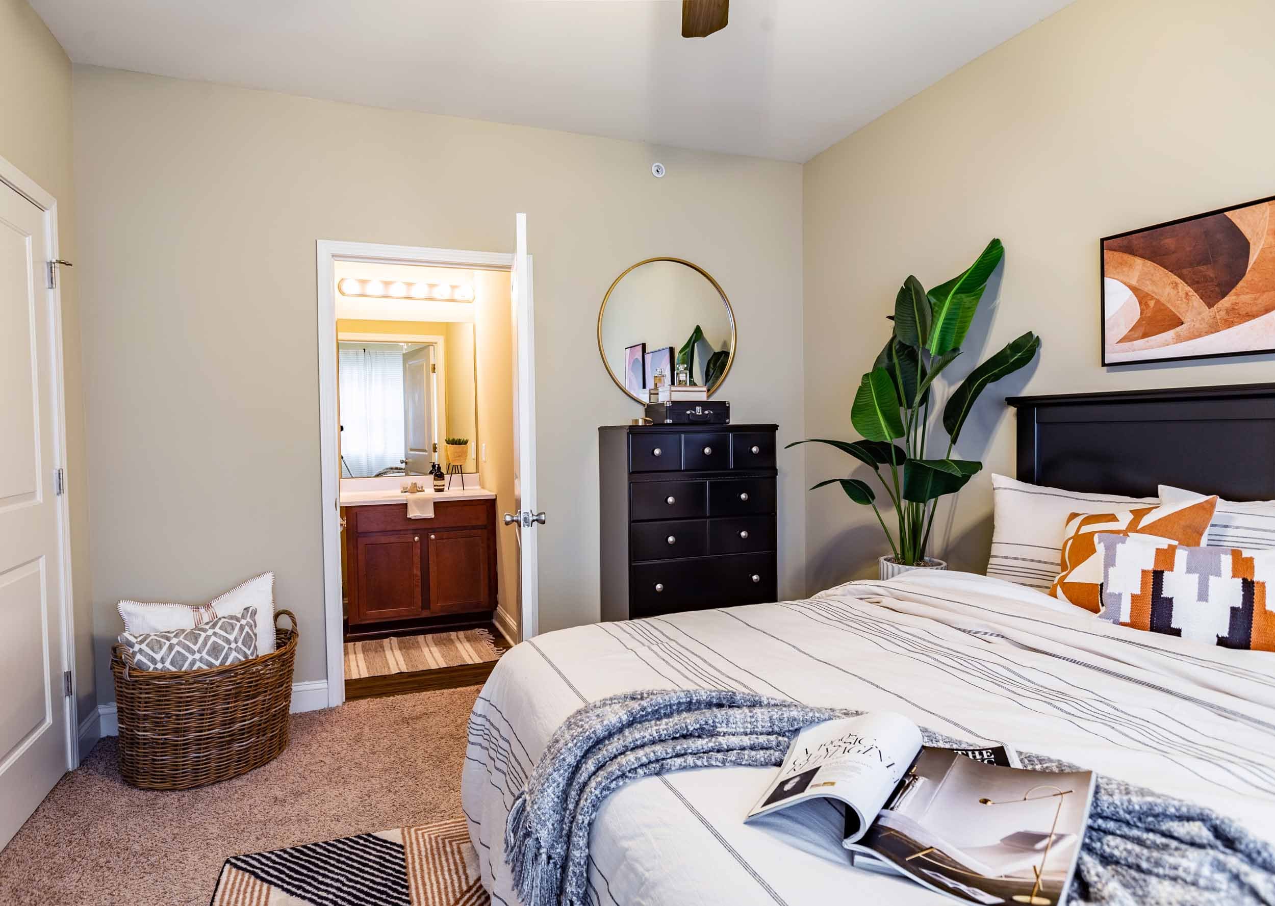 Midtown at WKU | Apartments in Bowling Green, KY | Bedroom